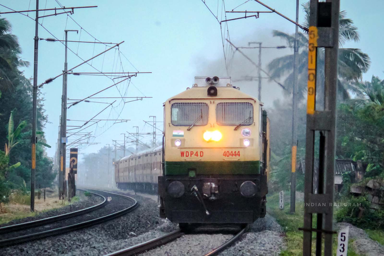 Train Photo 23